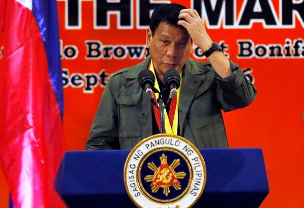 Duterte visits Batanes, binds LGUs to stop corruption
