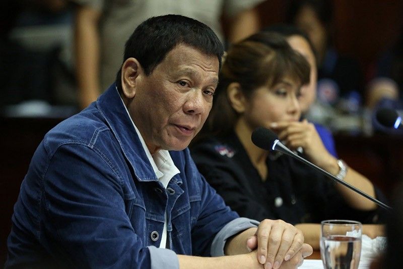 Palace defends Duterte rant against COA