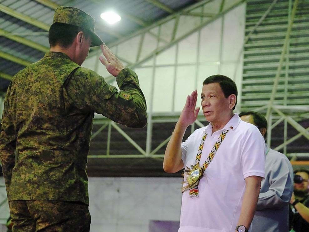 Retiring generals, cops to join Duterte in Israel as reward for service