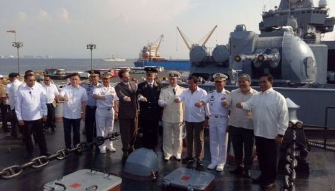 WATCH: 'The Russians are with me,' says Duterte in warship