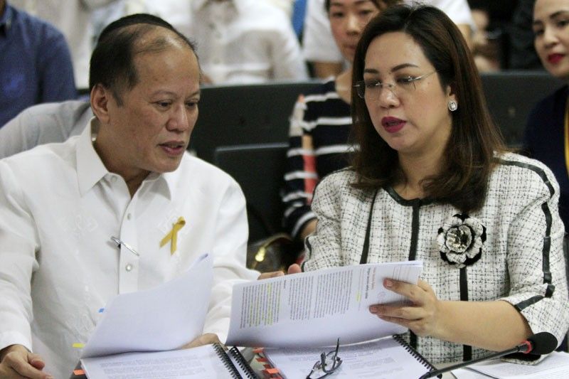 Lookout bulletin issued vs Aquino, Garin over Dengvaxia