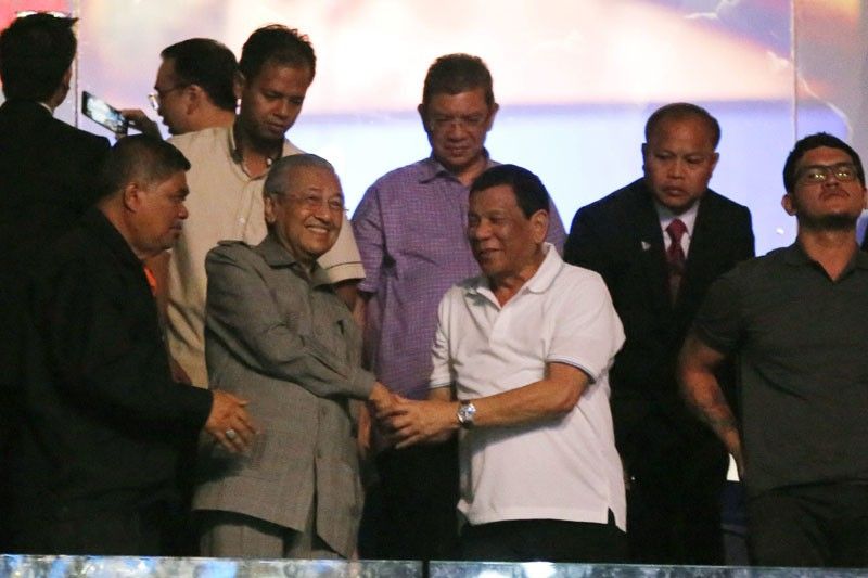Duterte at Mahathir nagpakita ng suporta kay Pacman