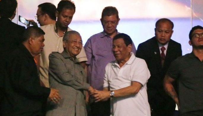 Duterte at Mahathir nagpakita ng suporta kay Pacman
