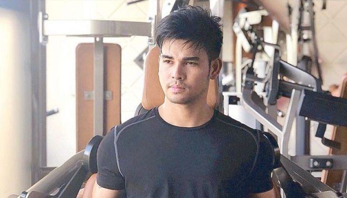 A thousand miles with Leo Consul