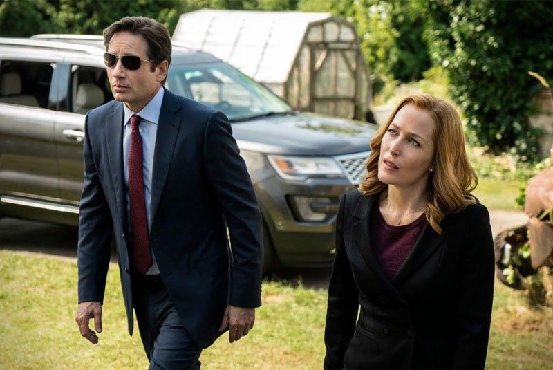 Mulder and Scully are back