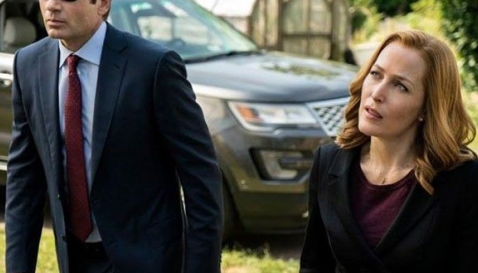 Mulder and Scully are back