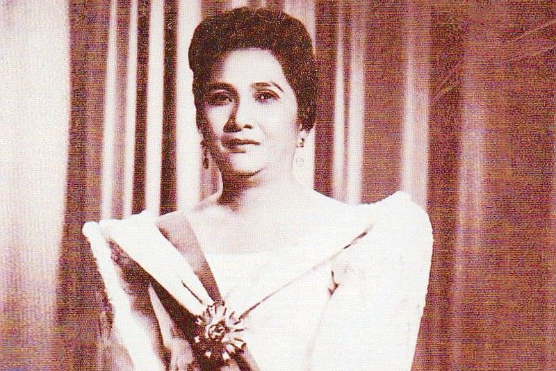 Leonila D. Garcia:Gracious First Lady