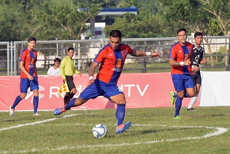 The loneliness of a Filipino football star