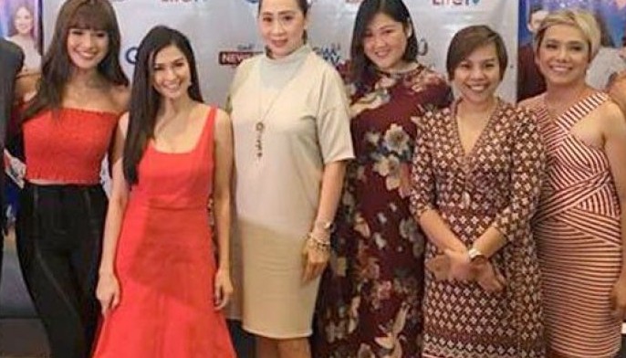 Kapuso spreads Christmas cheer in Anaheim