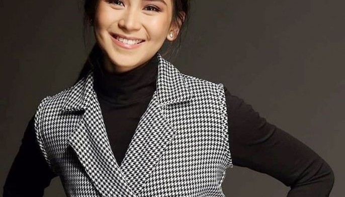 Sarah G: Refreshing to act without leading man