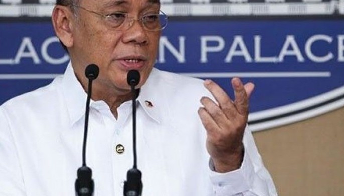 Palace shrugs off US concern over 'climate of uncertainty'