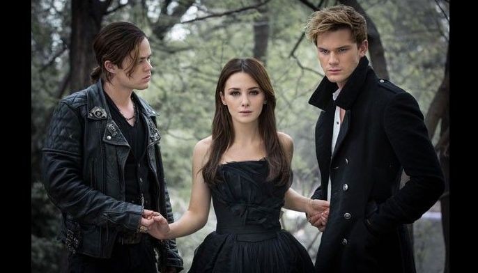 Angels in a love triangle in &lsquo;Fallen&rsquo;