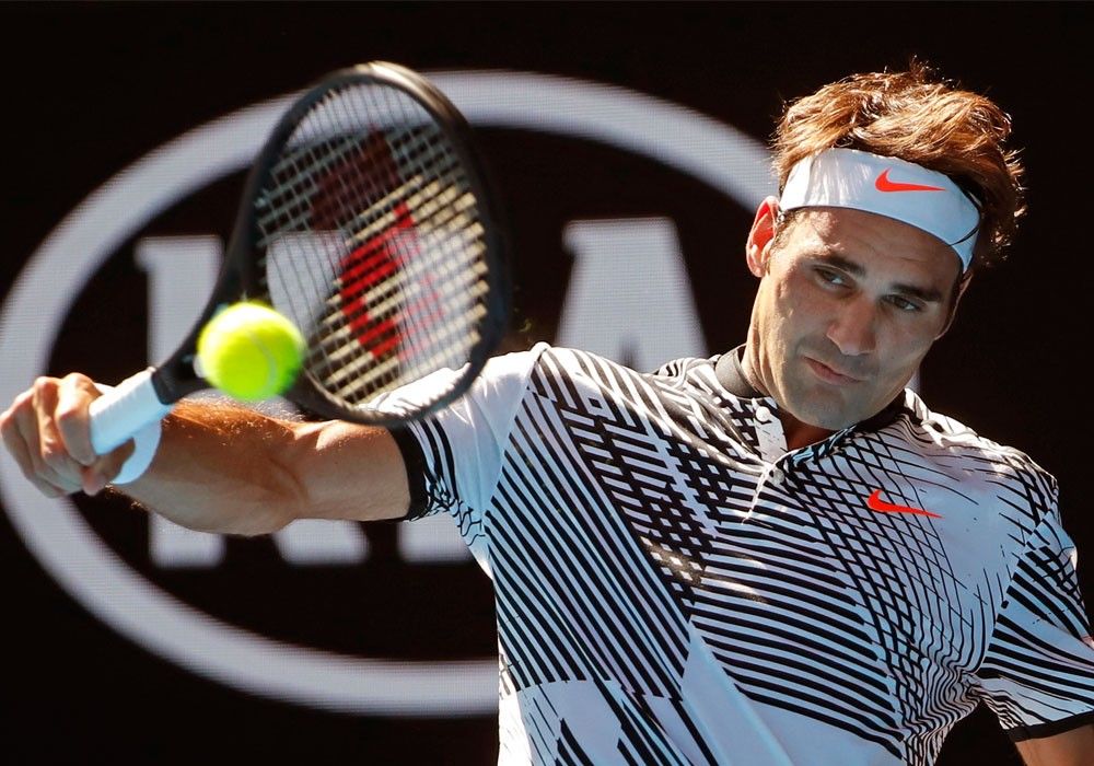 Federer reaches 3rd round in return at Australian Open
