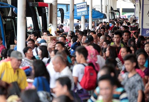 Filipinos remain optimistic about quality of life, economy â�� SWS