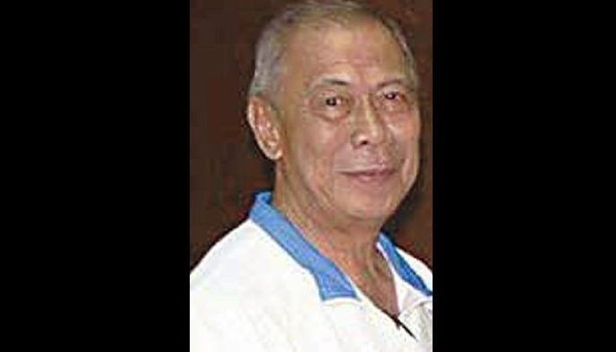 Codi&ntilde;era, baseball great, 77