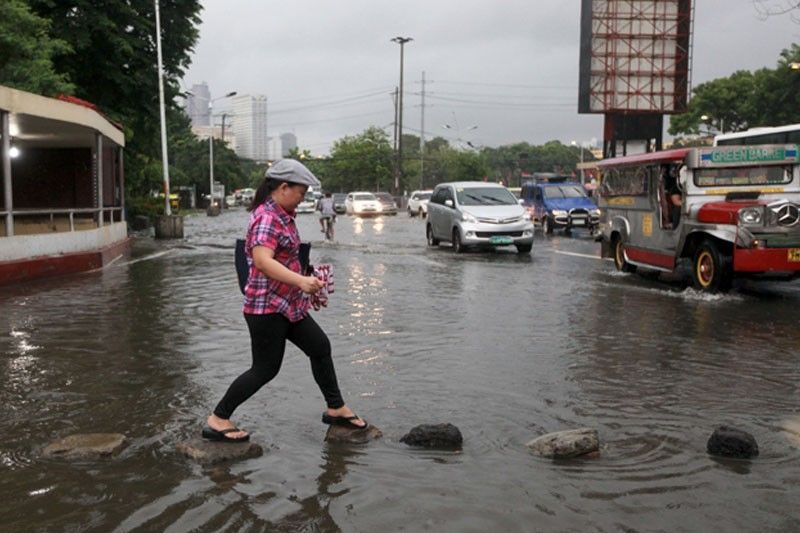 Avoid dirty floodwaters â�� DOH