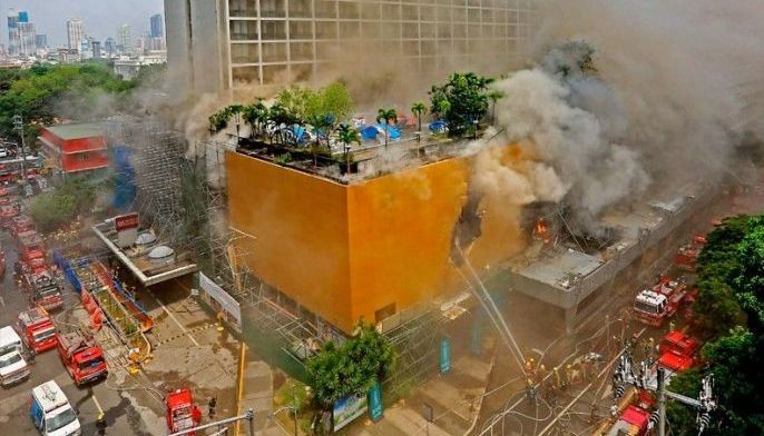 3 dead in hotel fire