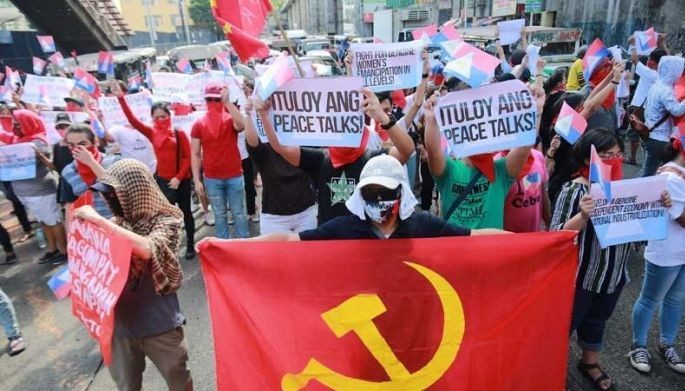 Palace wants peace talks with Reds held in Philippines