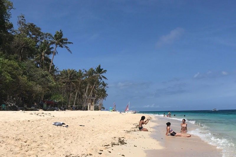 Boracay land reform beneficiaries face raps if titles sold
