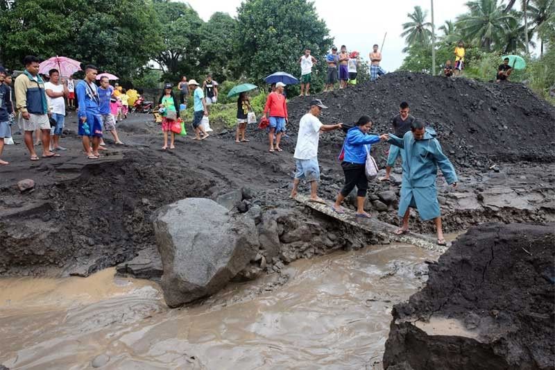Villagers evacuated in 8 Albay barangays due to lahar