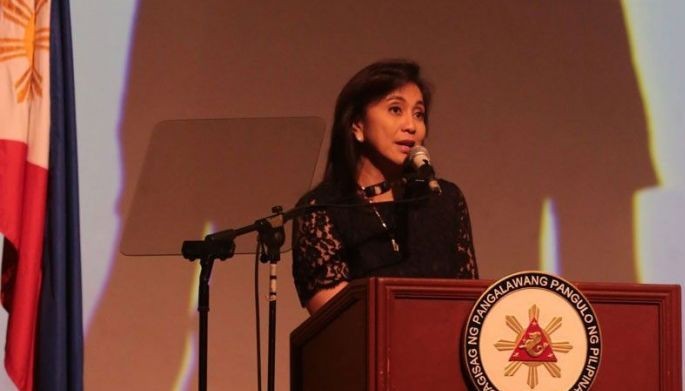 Leni off to US for daughter&rsquo;s Harvard graduation