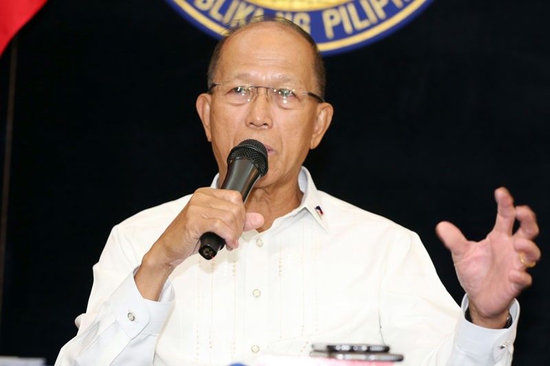 Delfin Lorenzana defends Army chiefâ��s appointment to DSWD