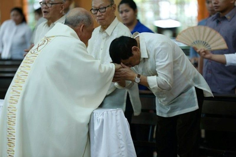 Duterte hits priests; Palace says slays aim to divide nation