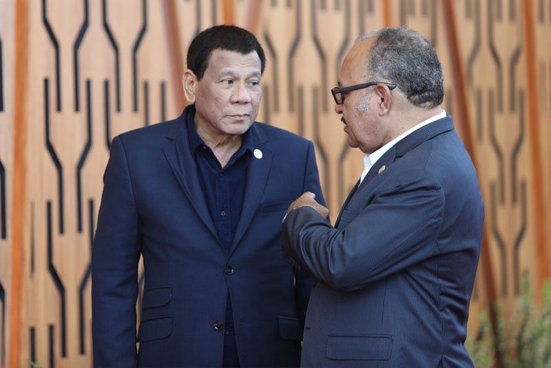 Duterte changes mind, decides to finish APEC meet
