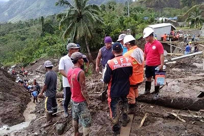 Hopes dim for 19 trapped in landslide rubble