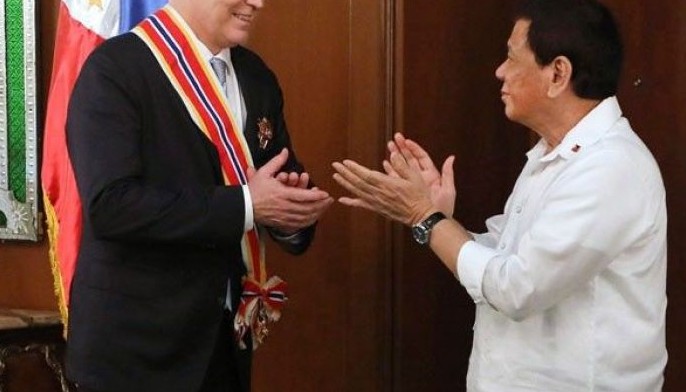 Norwegia, Norwegian? PCOO exec gets flak