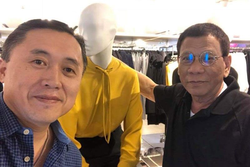 Duterte buys yellow jackets in Hong Kong