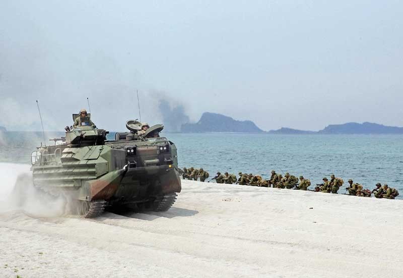 Philippines, US troops storm â��enemyâ�� in Zambales military exercises