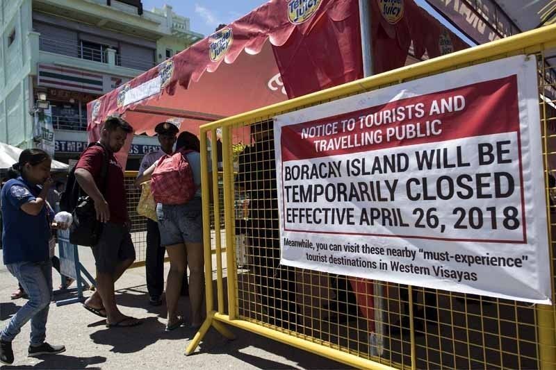Duterte firm on Boracay closure, casino ban