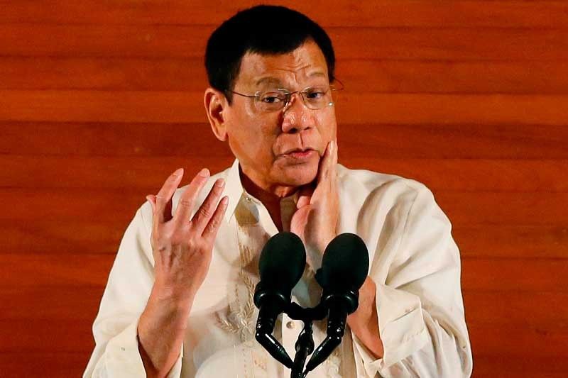 Sereno dares Duterte to resign