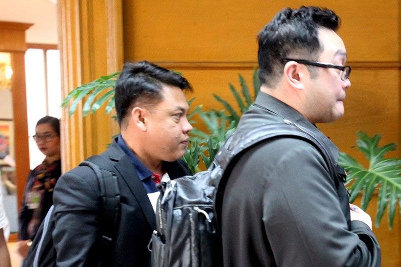 3 Philippine diplomats held in Kuwait return to Manila