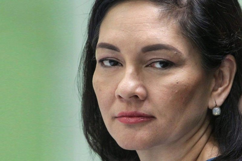 Hontiveros: â��Drive out tambay in South China Sea, not those in the streetsâ��