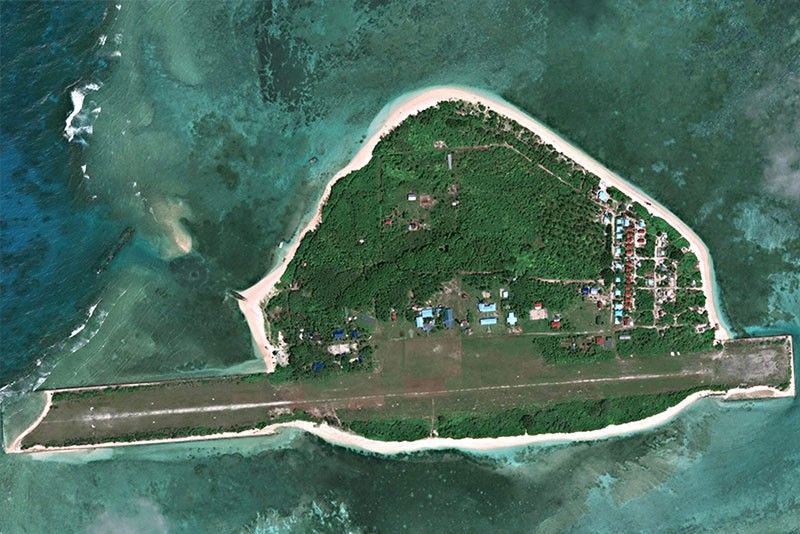 Philippines repairs Spratlys runway