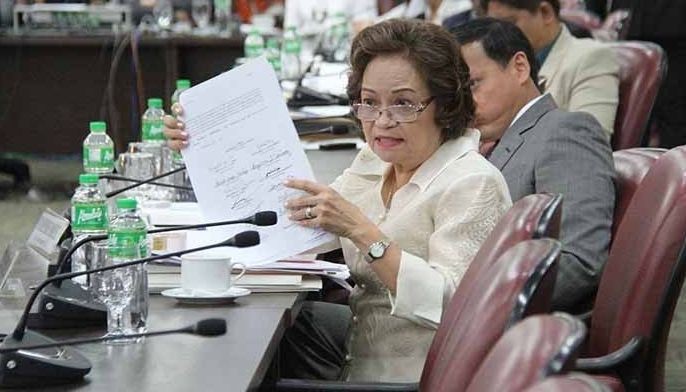 File quo warranto case vs De Castro, Solicitor General urged