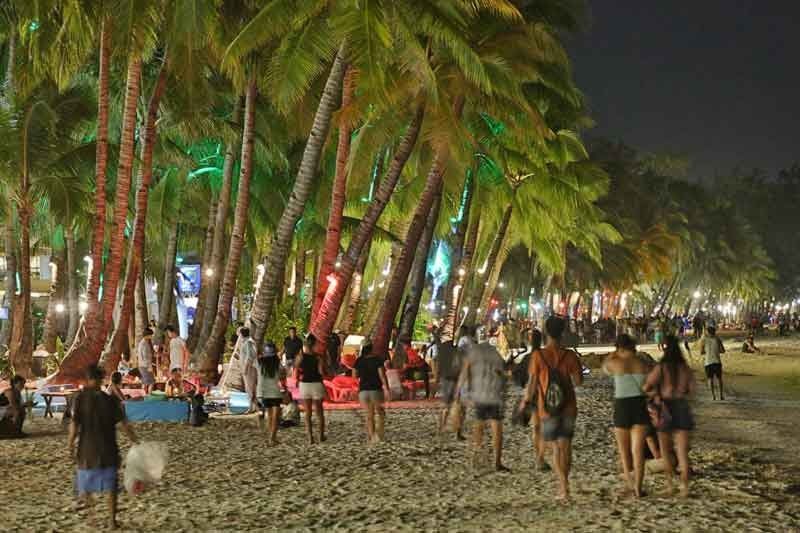 DOT bans parties, smoking, drinking in Boracay