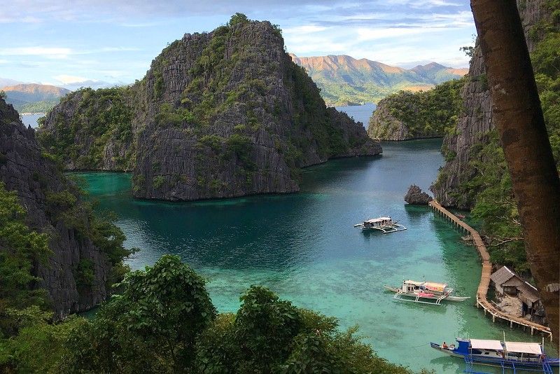 Coron establishments given 30 days to remove illegal structures