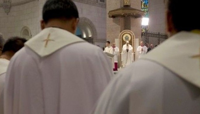 PNP: Gun permits open to priests