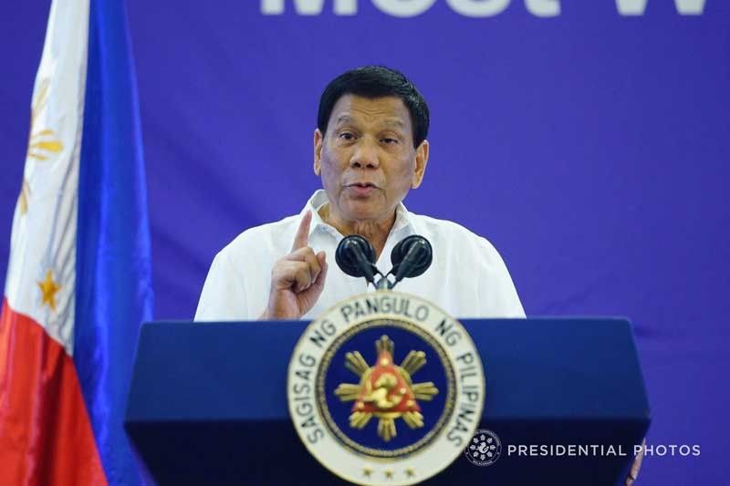 Palace unfazed by drop in Duterteâ��s trust rating