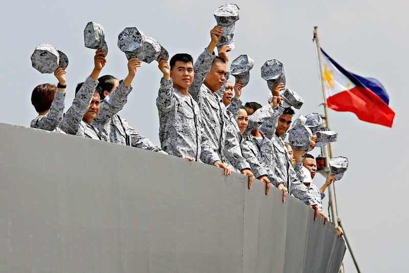 Philippines Navy ship sets off for Russia