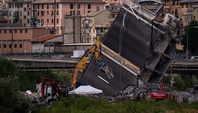 Search for survivors as anger mounts over Italy bridge collapse