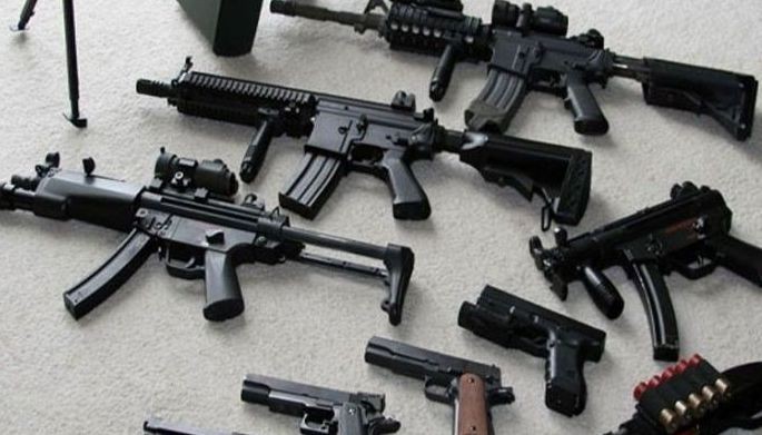 Parak, 1 pa huli sa gun running