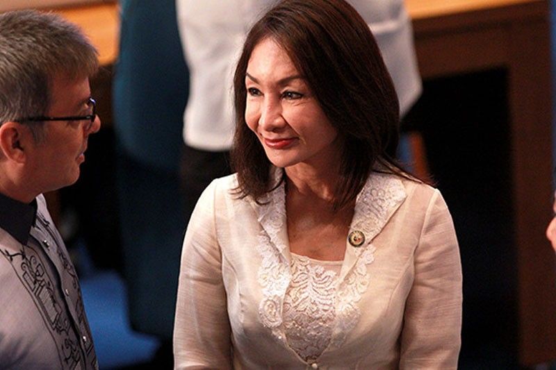 Gwen Garcia mag-gobernador gyud