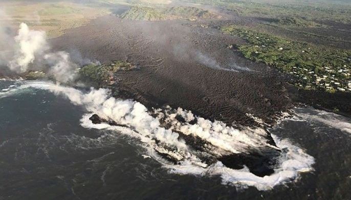 Hawaii volcano lava destroys hundreds of homes overnight