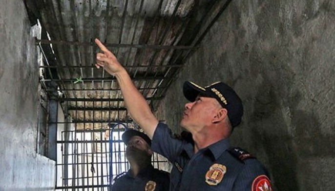 13 MPD cops axed over &lsquo;hidden cell&rsquo;