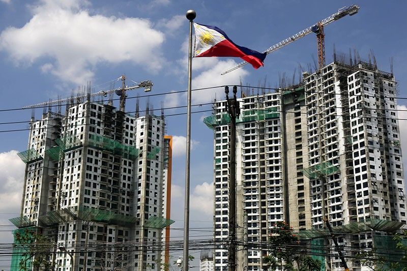 Philippines seen struggling to reverse weakening economic growth momentum