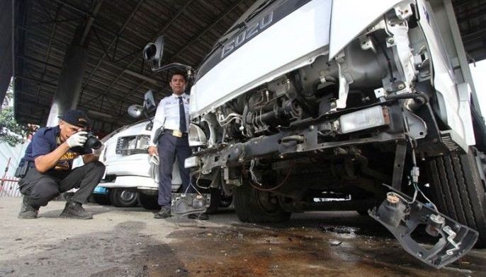 Twin explosions damage dump truck: Blasts hit Lim&rsquo;s Hilton Motors